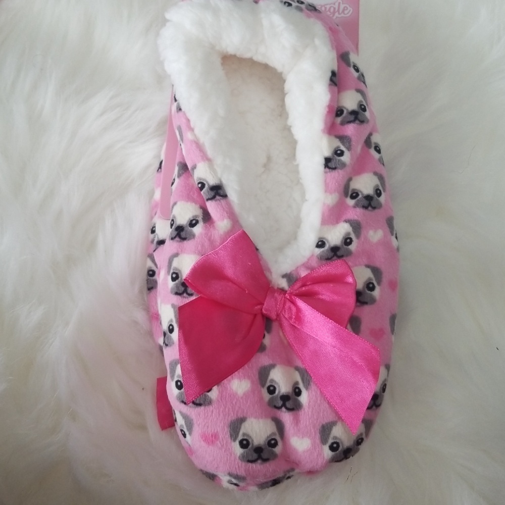 Cuttest Pink pug soft faux sherpa lining slippers